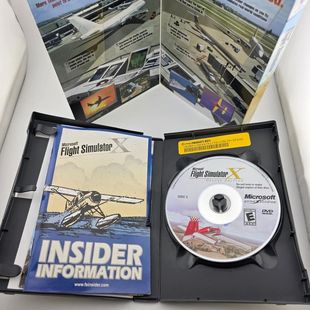 Microsoft Flight‎ Simulator X Deluxe Edition PC DVD Windows Gold Good Nostalgia